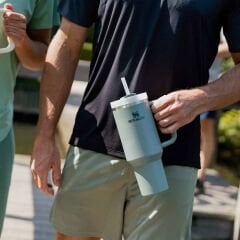 Stanley Quencher Flowstate Pipetli Termos Bardak 1.18 Lt Yeşil