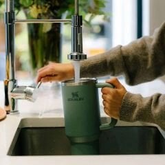 Stanley Quencher Flowstate Pipetli Termos Bardak 1.18 Lt Yeşil