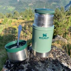 Stanley Klasik Vakumlu Çelik Yemek Termosu 0.70 Lt - Yeşil