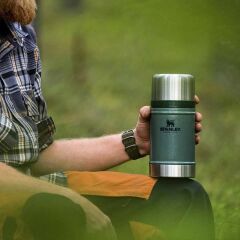 Stanley Klasik Vakumlu Çelik Yemek Termosu 0.70 Lt - Yeşil