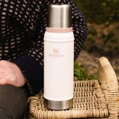 Stanley Klasik Vakumlu Paslanmaz Çelik Termos 0.75 LT - Açık Pembe