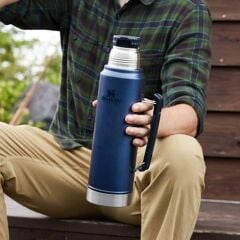 Stanley Klasik Vakumlu Paslanmaz Çelik Termos 1 LT - Lacivert