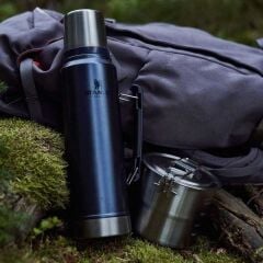 Stanley Klasik Vakumlu Paslanmaz Çelik Termos 1 LT - Lacivert