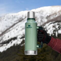 Stanley Klasik Vakumlu Paslanmaz Çelik Termos 1.9 LT - Yeşil