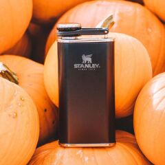 Stanley Klasik Paslanmaz Çelik Cep Matarası 0.23 Lt - Siyah